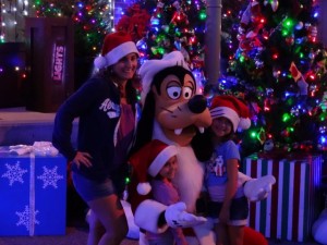 Santa Goofy at Disney Hollywood Studios 2012